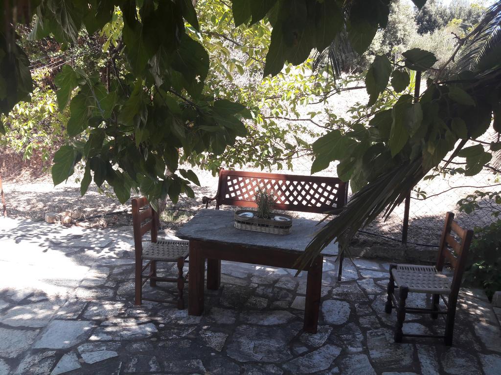 Kesi Holiday Home Potistika Exterior photo